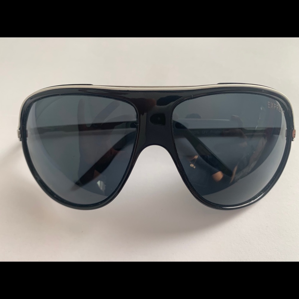 Like new!!  glasses Express